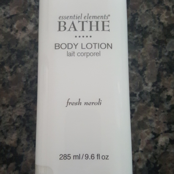 Essential elements BATHE fresh neroli body lotion New 9.6 fl oz pump - Picture 2 of 7
